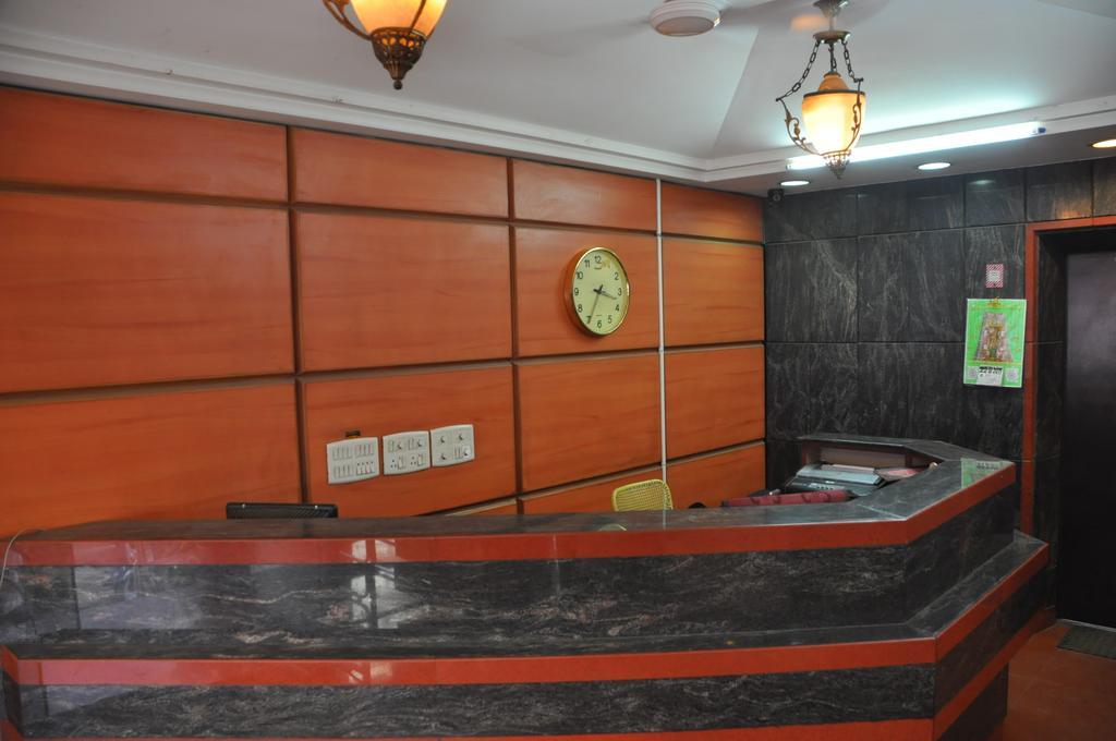 Hotel Pearls Madurai Extérieur photo