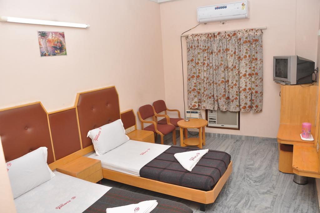 Hotel Pearls Madurai Chambre photo
