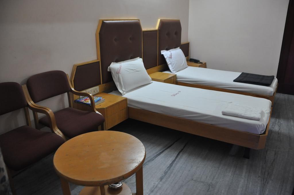 Hotel Pearls Madurai Chambre photo