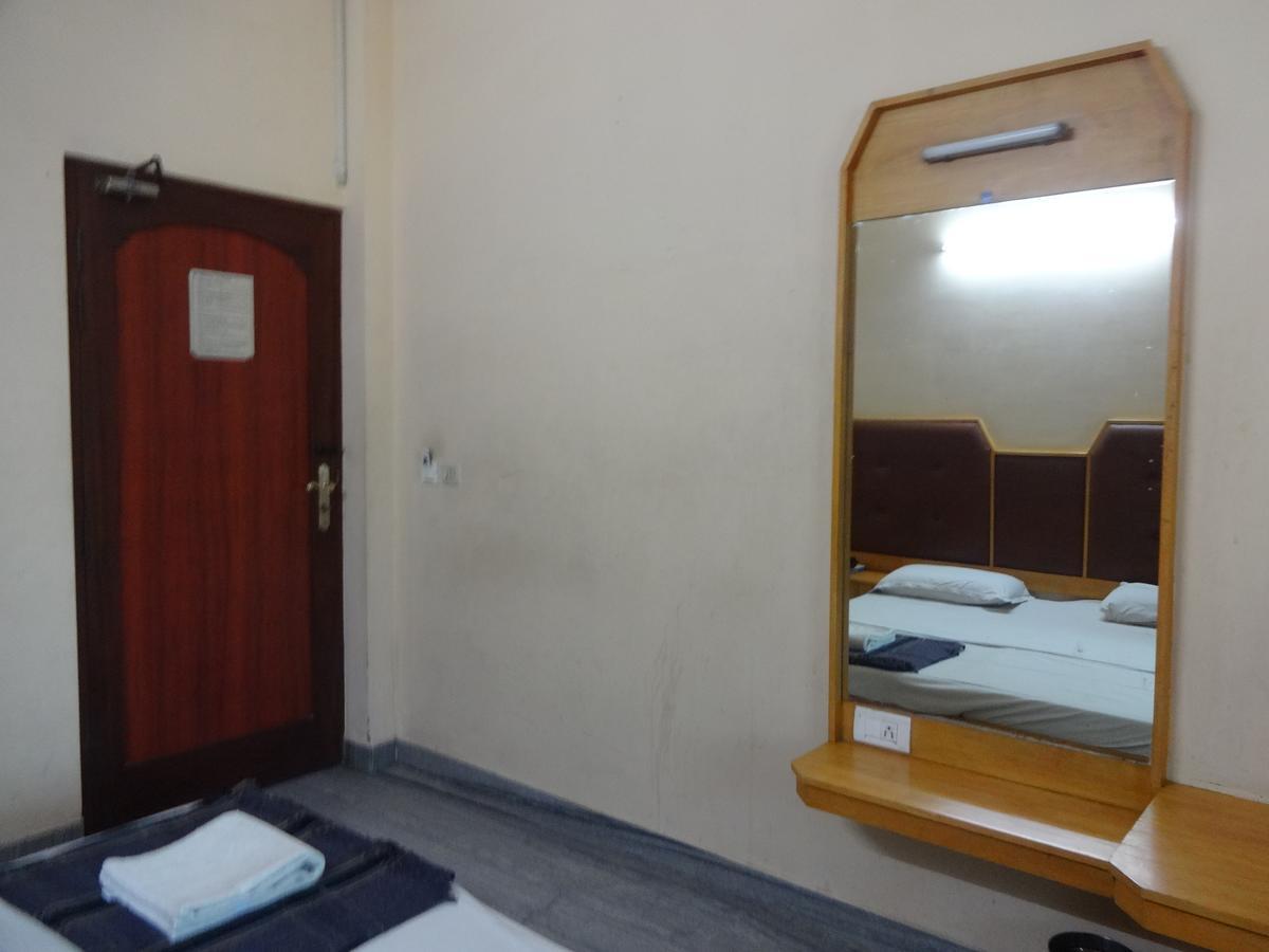 Hotel Pearls Madurai Extérieur photo